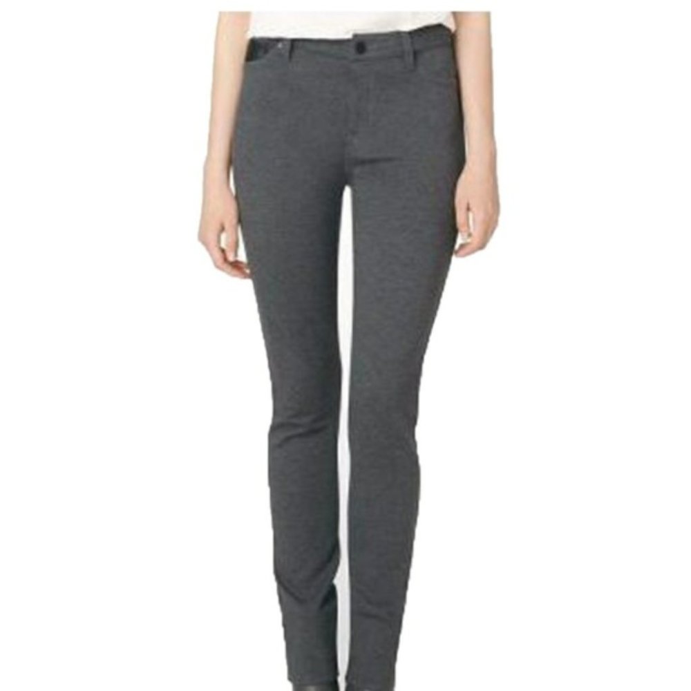 EUC Plus Size Calvin Klein Jeans Gray 5-Pocket Stretch Ponte Jeggings – Size 16